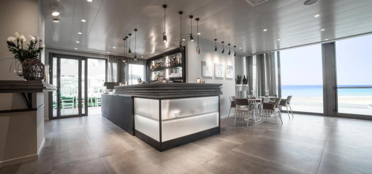 nautilus.lindberghhotels en offer-for-a-bike-holiday-with-b-b-in-pesaro-in-a-hotel-by-the-sea 012